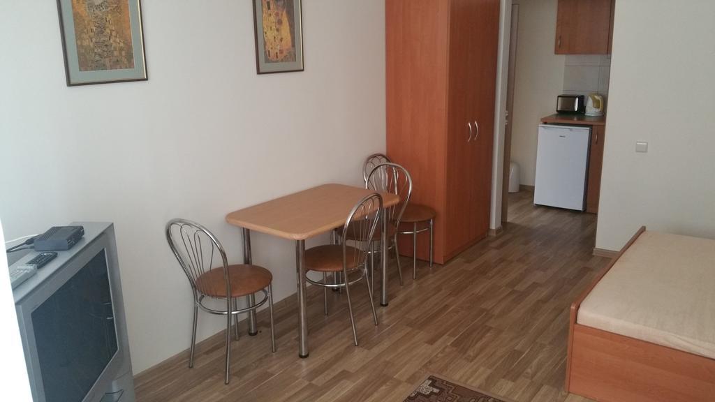 Pas Roma Hotel Sventoji Ngoại thất bức ảnh